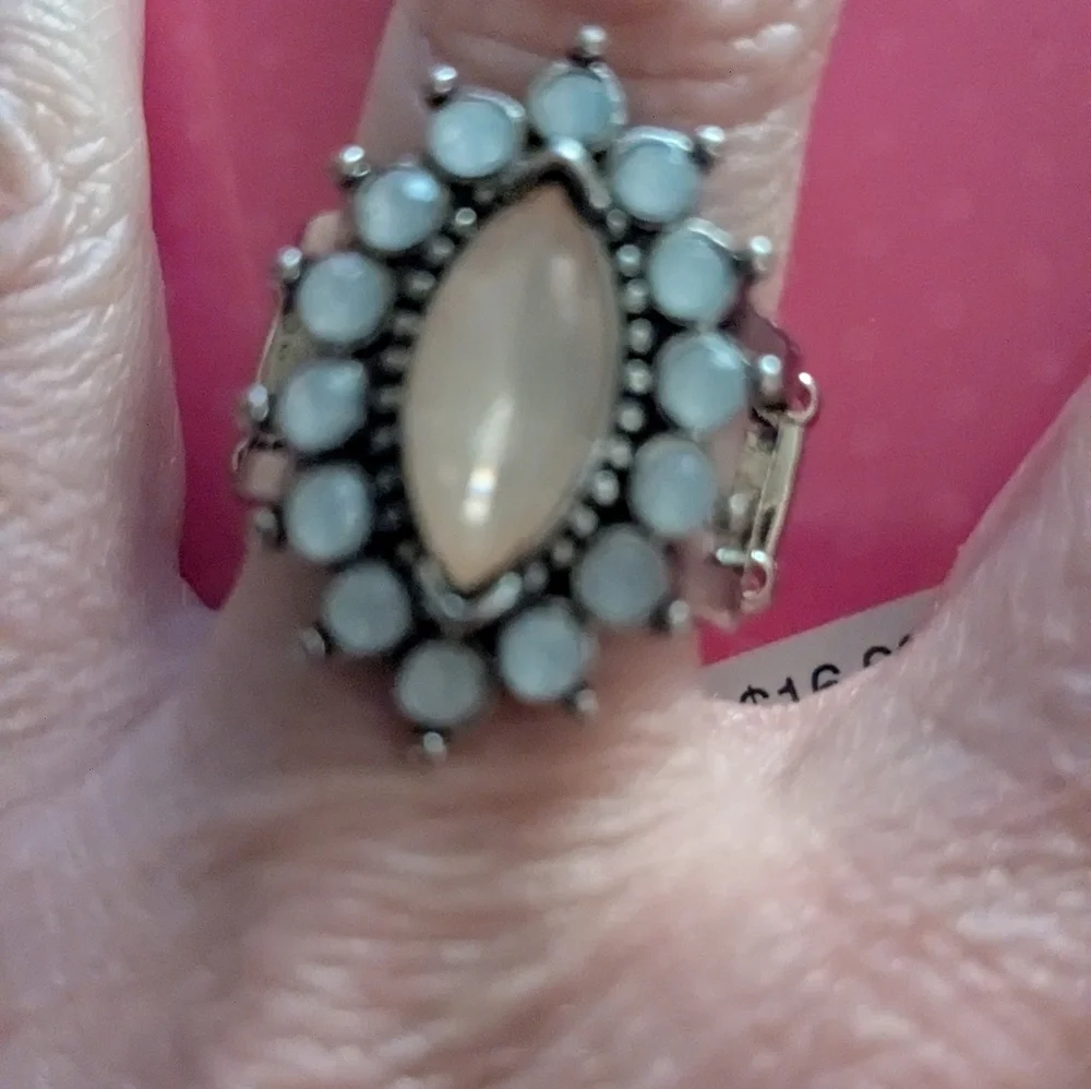 Silver Ring W/ A Center To Die For Pink Gemstone - Picture 1 of 4